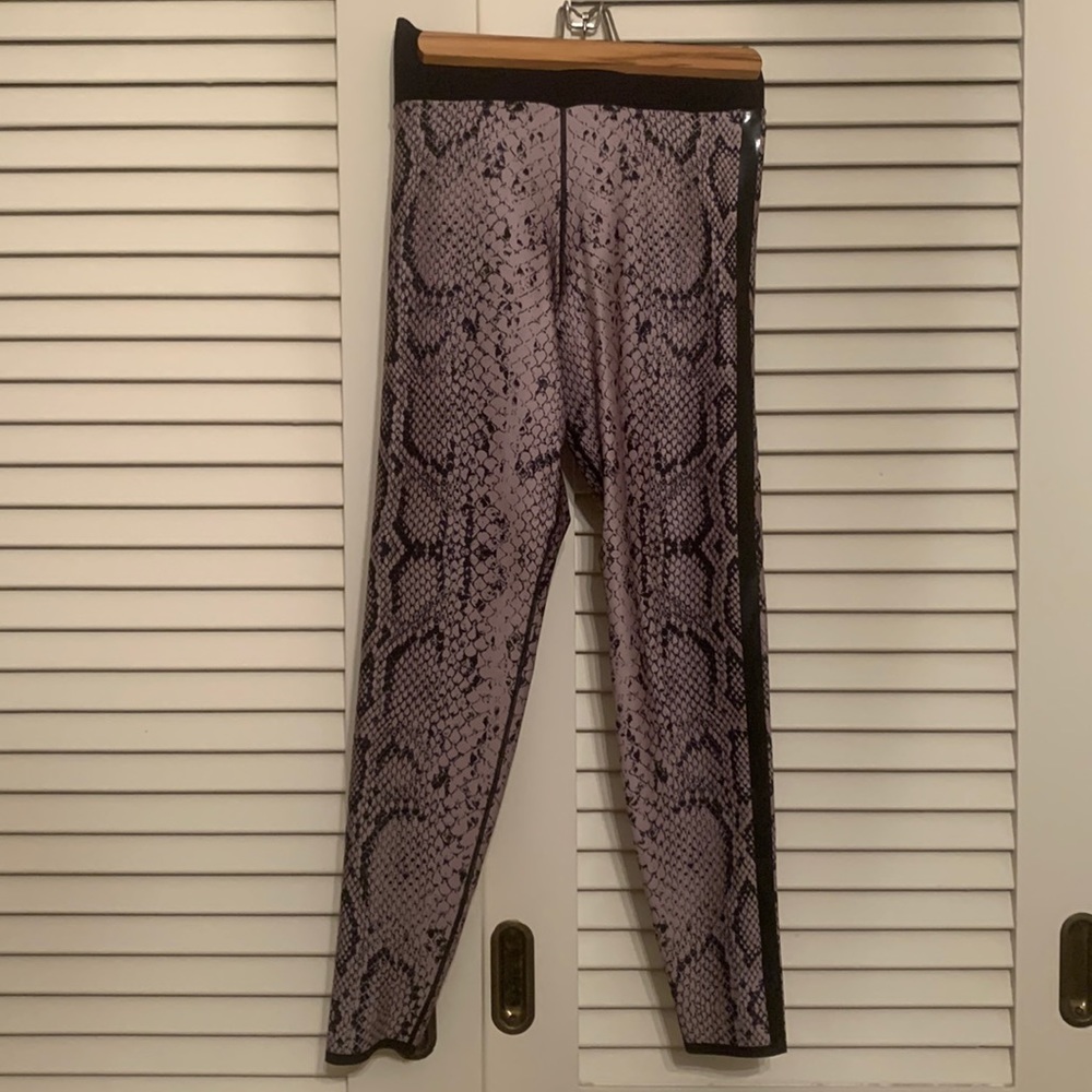 Ultracor Python Leggings size S, NWOT!